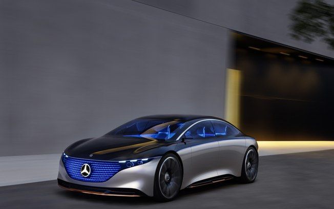Mercedes-Benz terá painel digital com tela panorâmica