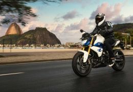 BMW apresenta mudanças para moto G 310 R 2022