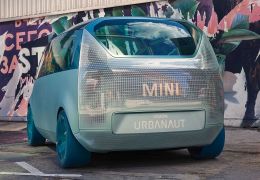 Mini apresenta minivan 100% elétrica com conceito futurista