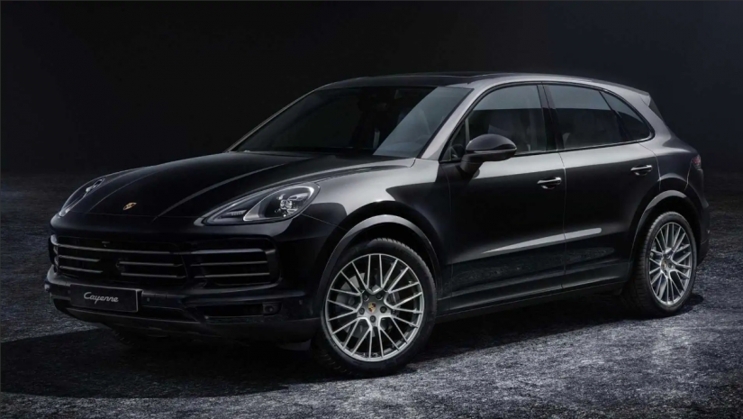 Porsche revela série de luxo Cayenne Platinum Edition
