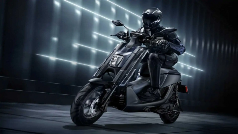 Yamaha apresenta scooter elétrica com bateiras intercambiáveis