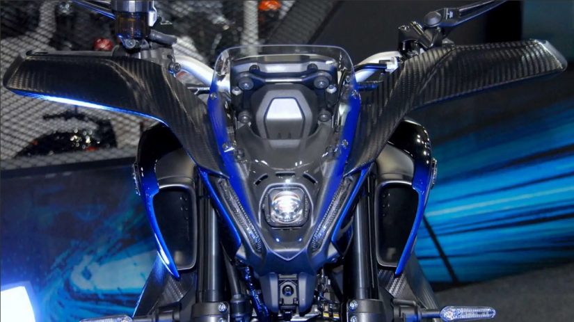 Yamaha apresenta moto conceito MT-09 Cyber Rally