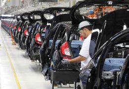 Produção de veículos cai 17% no Brasil no primeiro trimestre de 2022