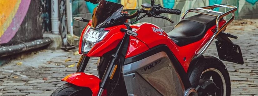 IFood lança moto elétrica para entregadores