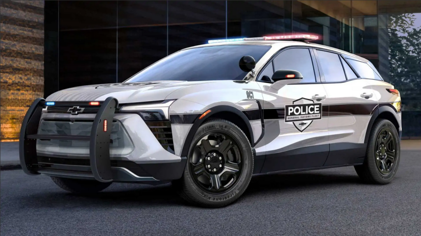 Chevrolet apresenta Blazer elétrico versão viatura de polícia