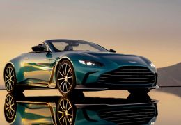Aston Martin anuncia V12 Vantage Roadster com 700 cv e produção limitada