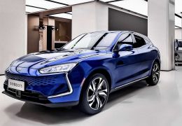 Marca chinesa Seres apresenta SUV elétrico com 1 mil km de alcance
