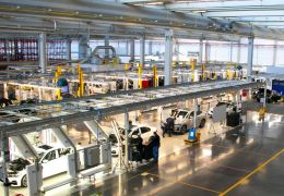 BMW abre visitação em sua fábrica em Santa Catarina