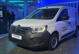 Renault disponibiliza novo Kangoo E-Tech elétrico em pré-venda no Brasil