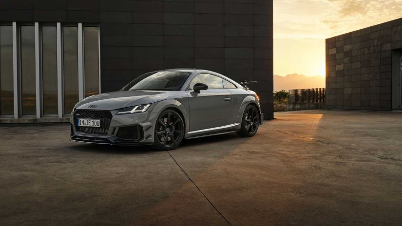 Audi apresenta edição comemorativa TT RS Iconic Edition