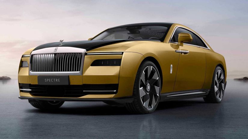 Rolls-Royce lança oficialmente seu primeiro modelo elétrico