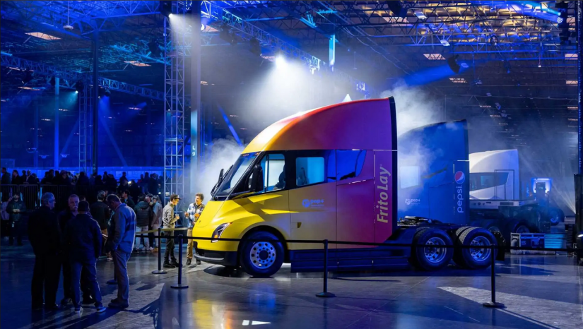 PepsiCo terá caminhões elétricos Tesla Semi para algumas rotas