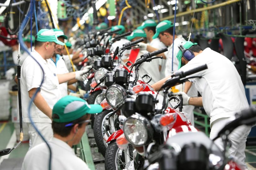 Produção de motos bate novo recorde em janeiro