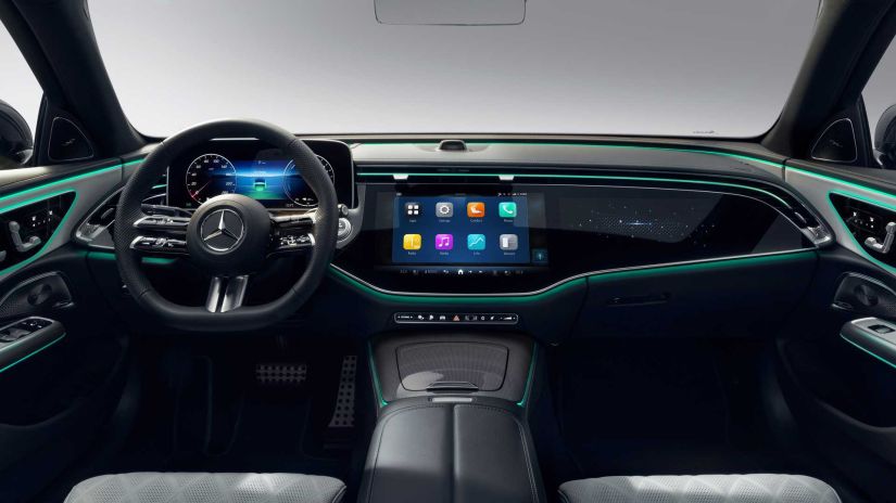 Mercedes-Benz anuncia novo sistema multimídia com Google Maps e YouTube