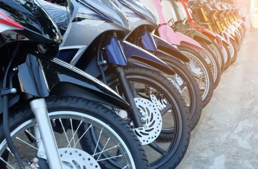 Produção de motos novas em fevereiro supera números de 2022