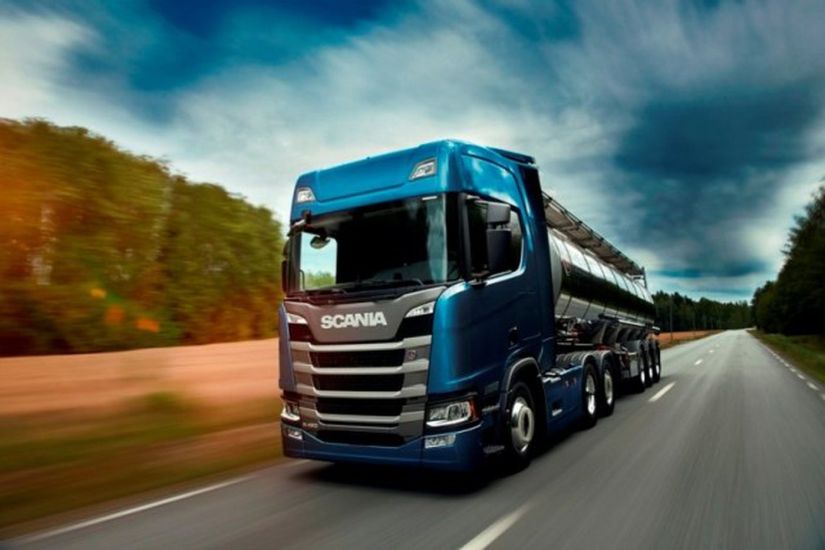 Scania lança novos modelos de caminhões e ônibus gama Plus e linha Euro 6