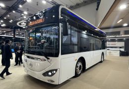 Brasil terá novo modelo de ônibus elétrico TEVX Higer Azure 9