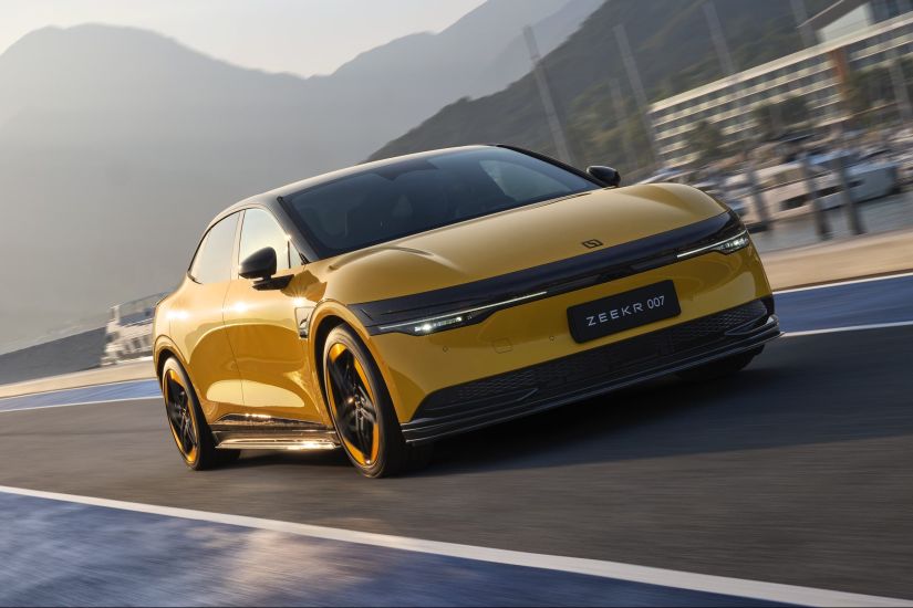 Zeekr 007 promete ser carro elétrico com recarga mais rápida do mundo