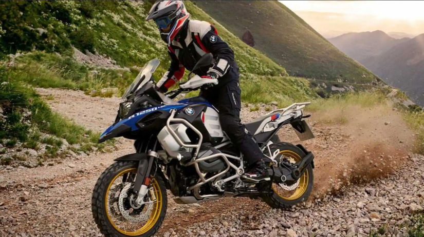 BMW anuncia promoção com desconto de R$ 12 mil para moto R 1250 GS