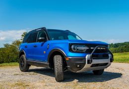 Ford anuncia linha 2025 do Bronco com tração integral