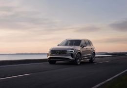 Volvo lança XC90 2025 com mais itens de tecnologia e segurança