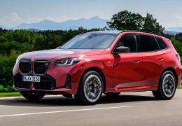 BMW lança novo X3 M50 2025 no Brasil