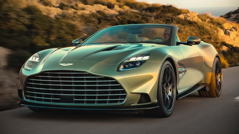 Aston Martin apresenta novo Vanquish Volante 2026