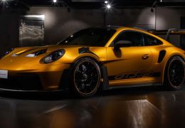 Porsche 911 GT3 RS chega em uma versão única no Brasil