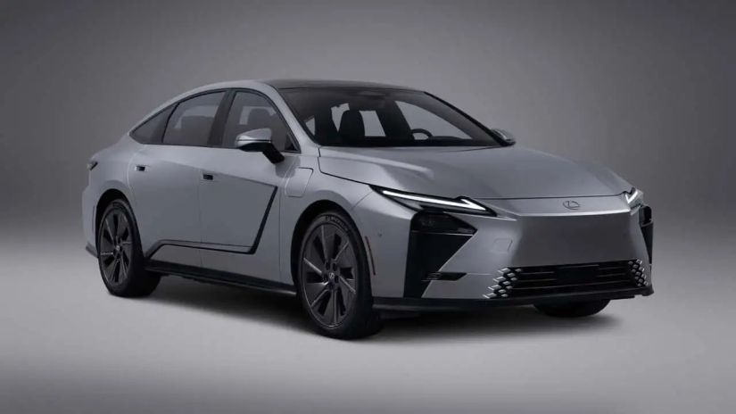 Lexus ES 2026 chega com versões híbrida e elétrica
