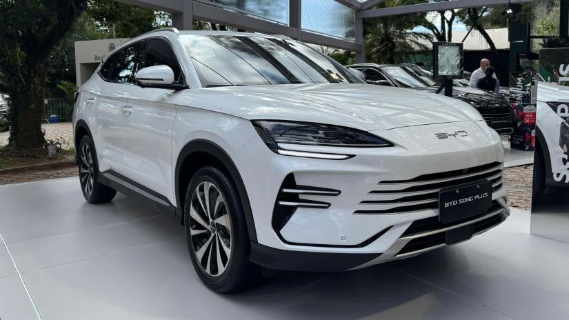BYD lança novo Song Plus 2026 no Brasil