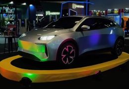 Lecar apresenta carro híbrido nacional com motor de Kicks