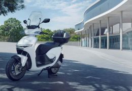 Honda confirma começo das vendas da sua primeira moto elétrica na Europa
