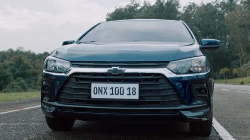 Chevrolet lança edições especiais do Onix e do Tracker