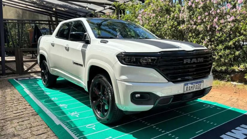 RAM confirma série limitada Rampage R/T NFL Edition no Brasil