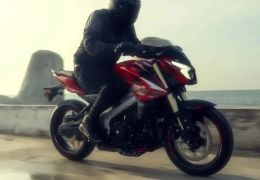 Bajaj registra nova moto Pulsar NS400Z no Brasil