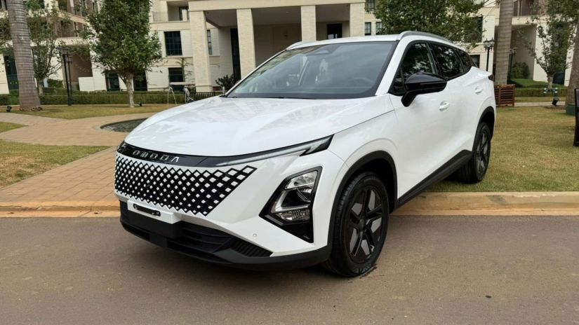 Omoda 5 HEV e Omoda 7 PHEV chegam ao Brasil