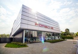 Stuttgart inaugura novo Porsche Center Campinas