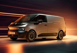 Renault revela como ficou novo furgão elétrico Trafic