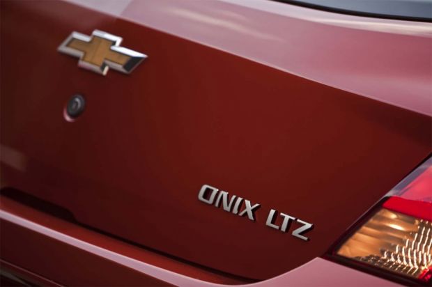 Detalhe Chevrolet Onix LTZ