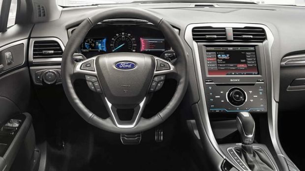 Interior - Ford Fusion 2013