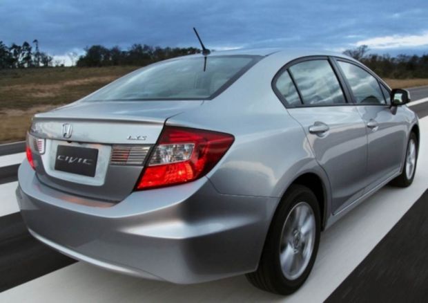 Novo Honda Civic 2.0 - Traseira