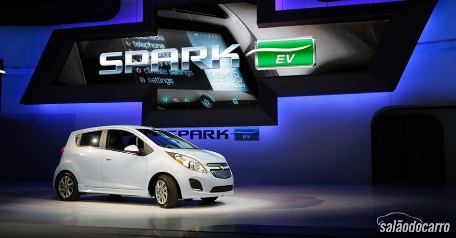 Spark, da Chevrolet, também poderia ser adaptado para sistema de recarga sem fio. 
