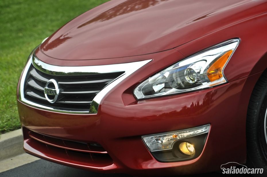 Frente do Nissan Altima