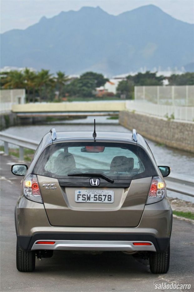Honda Fit Twist - Traseira