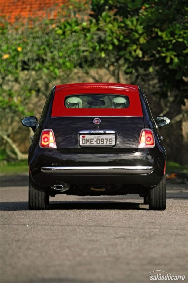 Fiat 500C - Visão da traseira