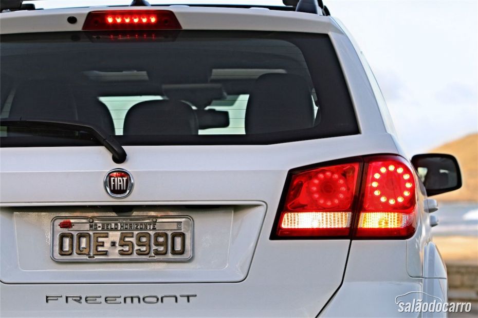 Detalhe da Lanterna do Fiat Freemont