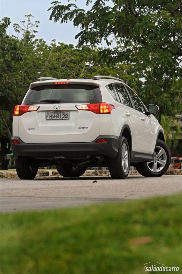 Traseira da RAV4