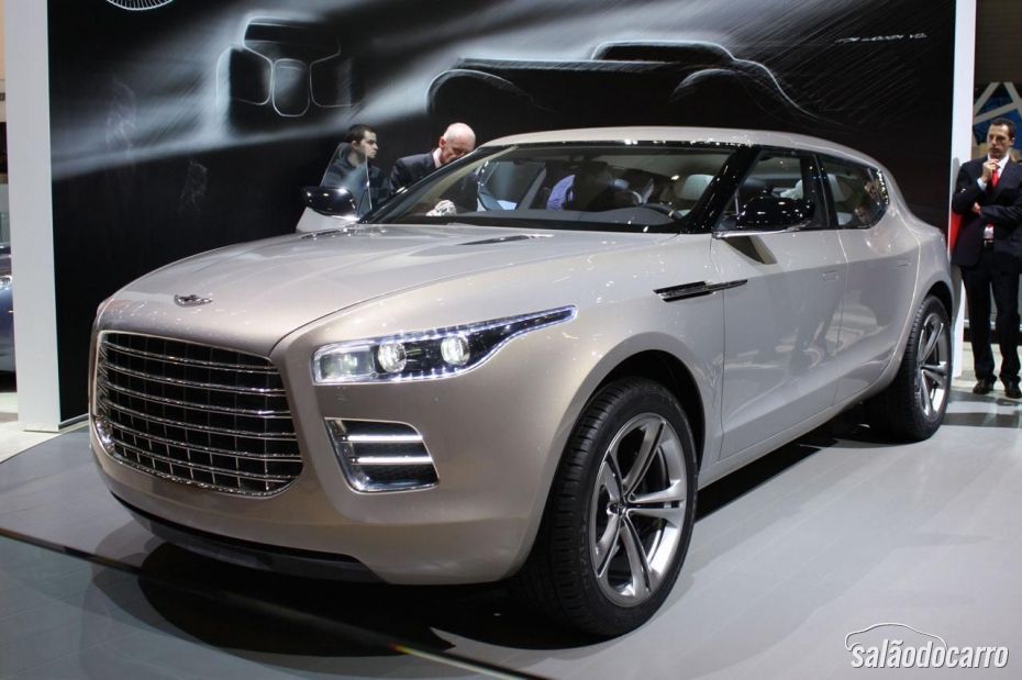  Aston Martin Lagonda