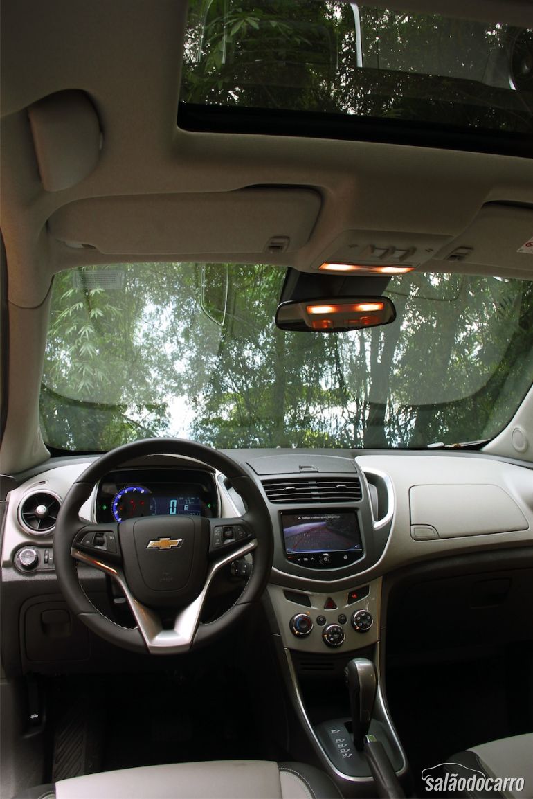 Interior da Chevrolet Tracker