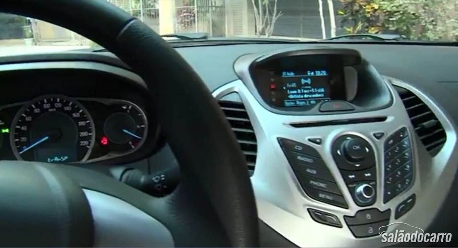 Ford revela interior do novo Ka com sistema SYNC